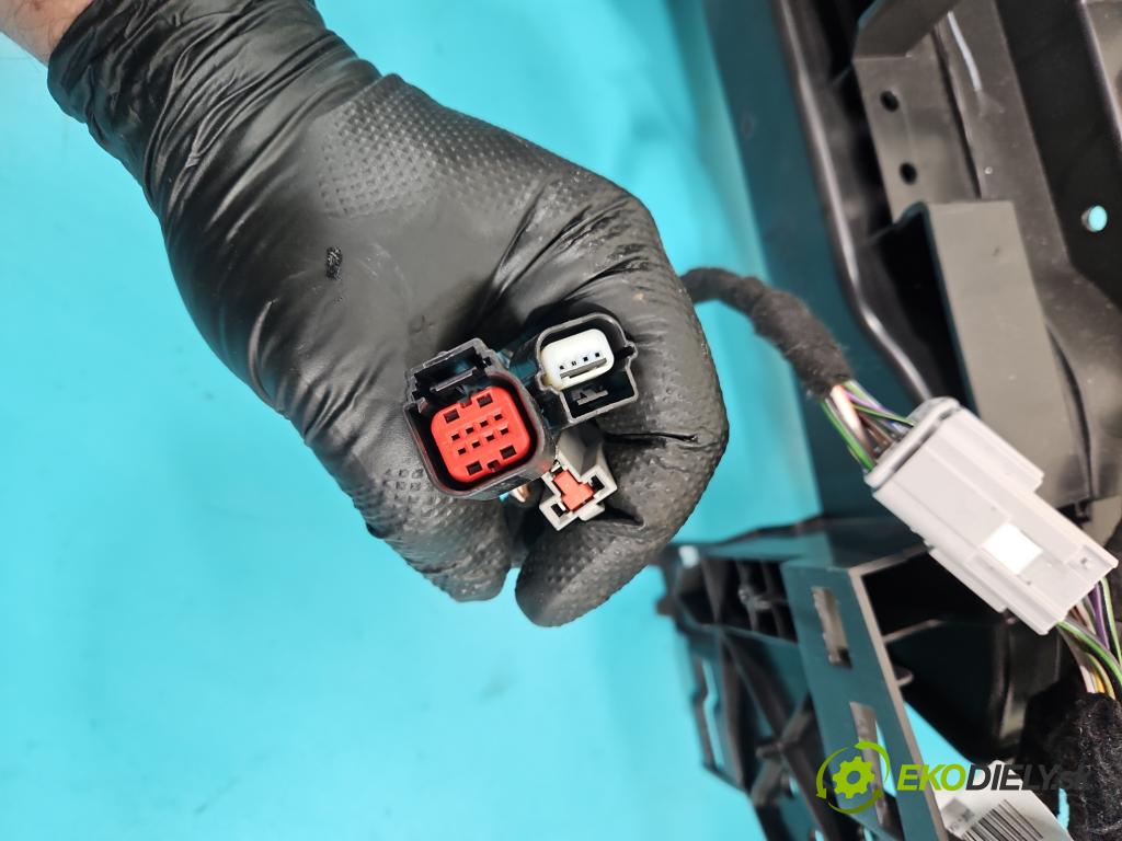 Ford Kuga Mk2 2013-2019 1.5 120 hp manual 88.3 kW 1498 cm3 5- loketní opěrka GV41-S044B91-AF (Loketní opěrka)