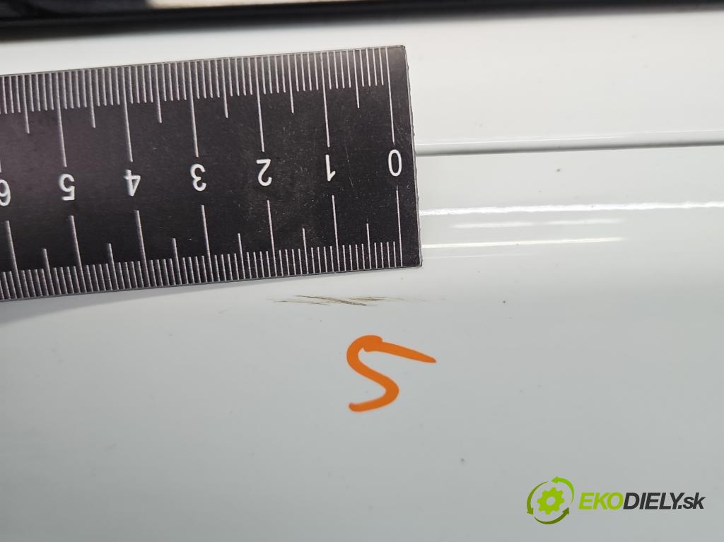 Ford Kuga Mk2 2013-2019 1.5 120 hp manual 88.3 kW 1498 cm3 5- zadní kufrové dveře  (Zadní kapota (kufr))