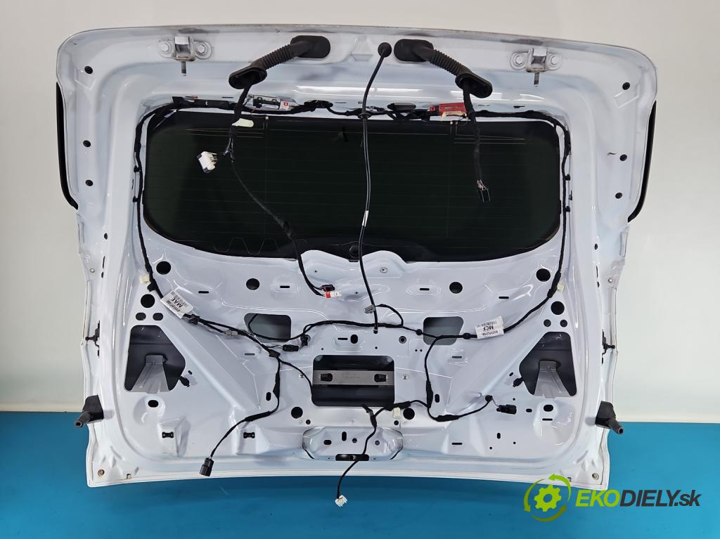 Ford Kuga Mk2 2013-2019 1.5 120 hp manual 88.3 kW 1498 cm3 5- zadní kufrové dveře  (Zadní kapota (kufr))