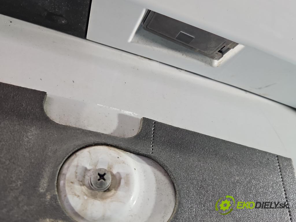 Ford Kuga Mk2 2013-2019 1.5 120 hp manual 88.3 kW 1498 cm3 5- zadní kufrové dveře  (Zadní kapota (kufr))