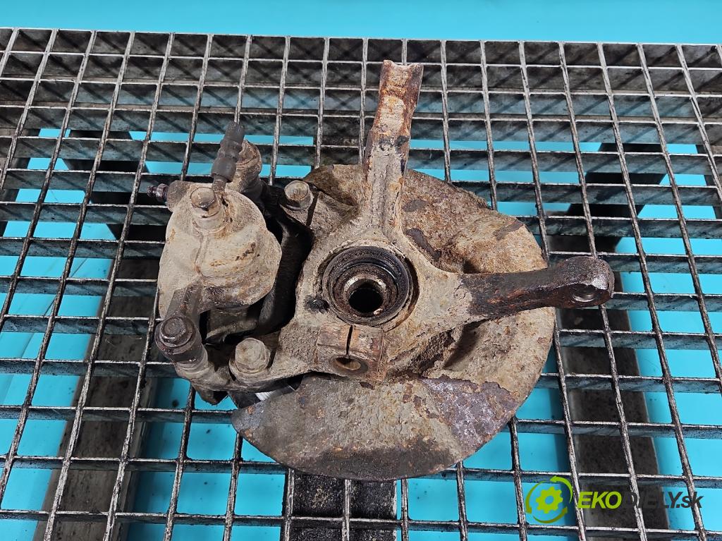 Daewoo Tico 0.8b 41 HP manual 30 kW 796 cm3 5- náboj pravé  (Náboj kolesa)