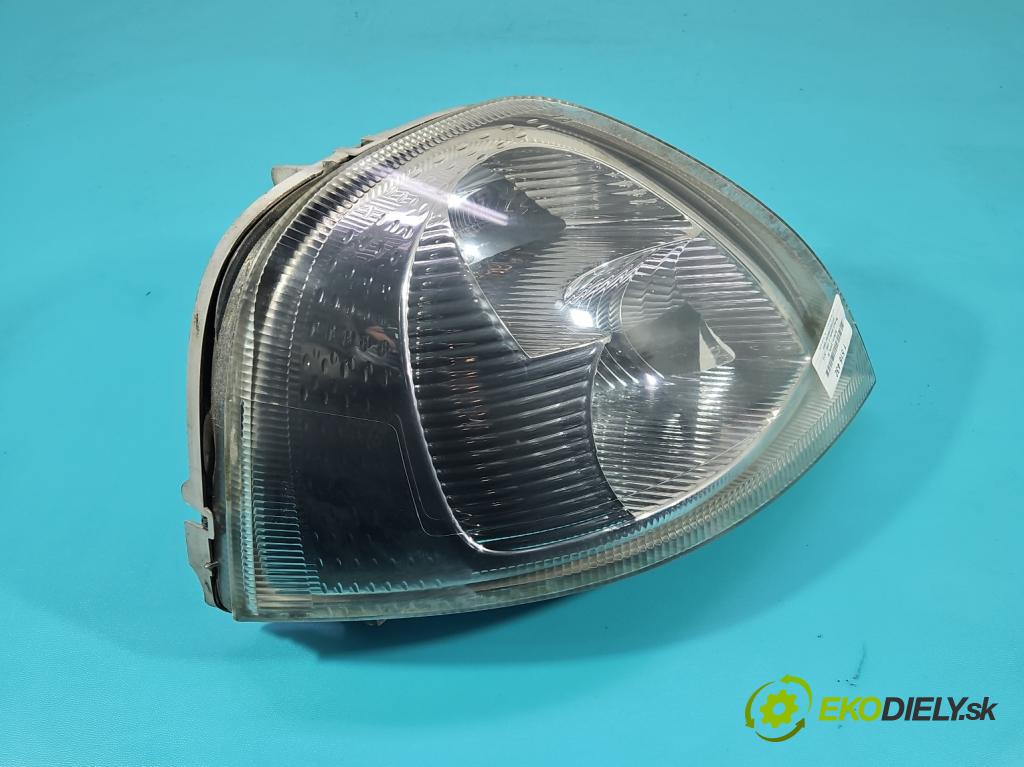 Renault Master II 1998-2010 2.5 DCI 114 HP manual 84 kW 2463 cm3 5- Reflektor: pravý 8200163521 (Svetlo predné pravé)