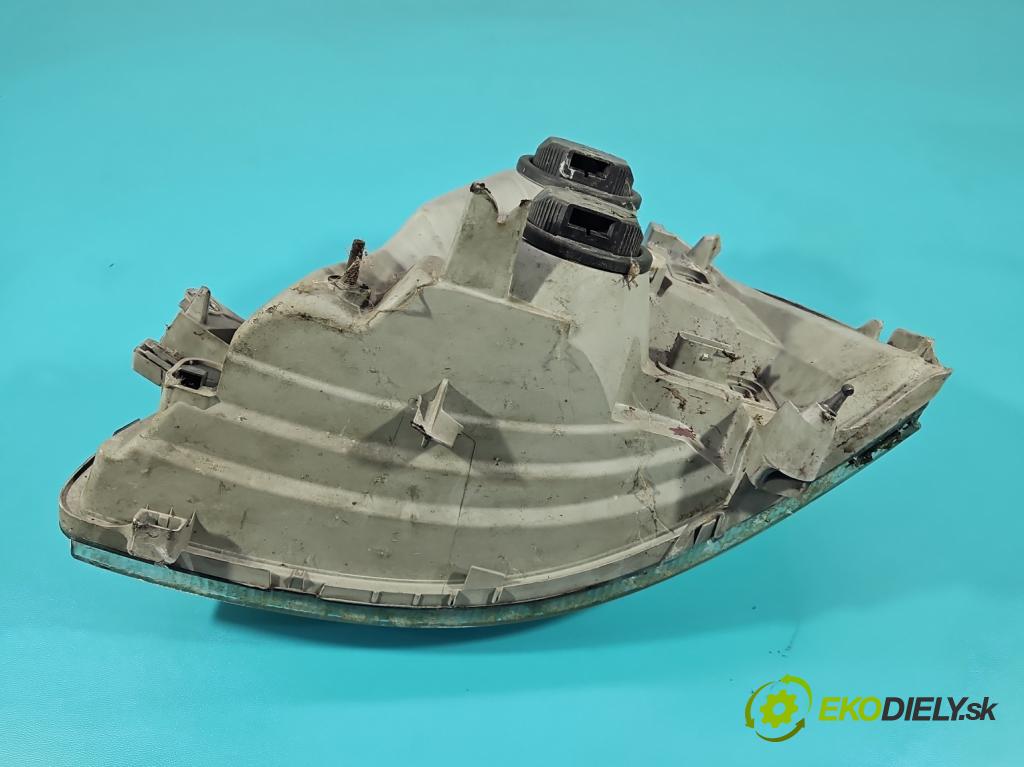 Renault Master II 1998-2010 2.5 DCI 114 HP manual 84 kW 2463 cm3 5- Reflektor: pravý 8200163521 (Svetlo predné pravé)