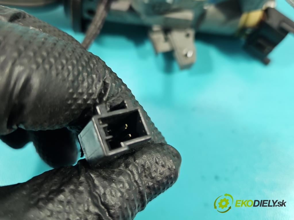 Volvo V40 I 1995-2004 1.9 DCI 102 HP manual 75 kW 1870 cm3 5- Spínačka (Spínacia skrinka)