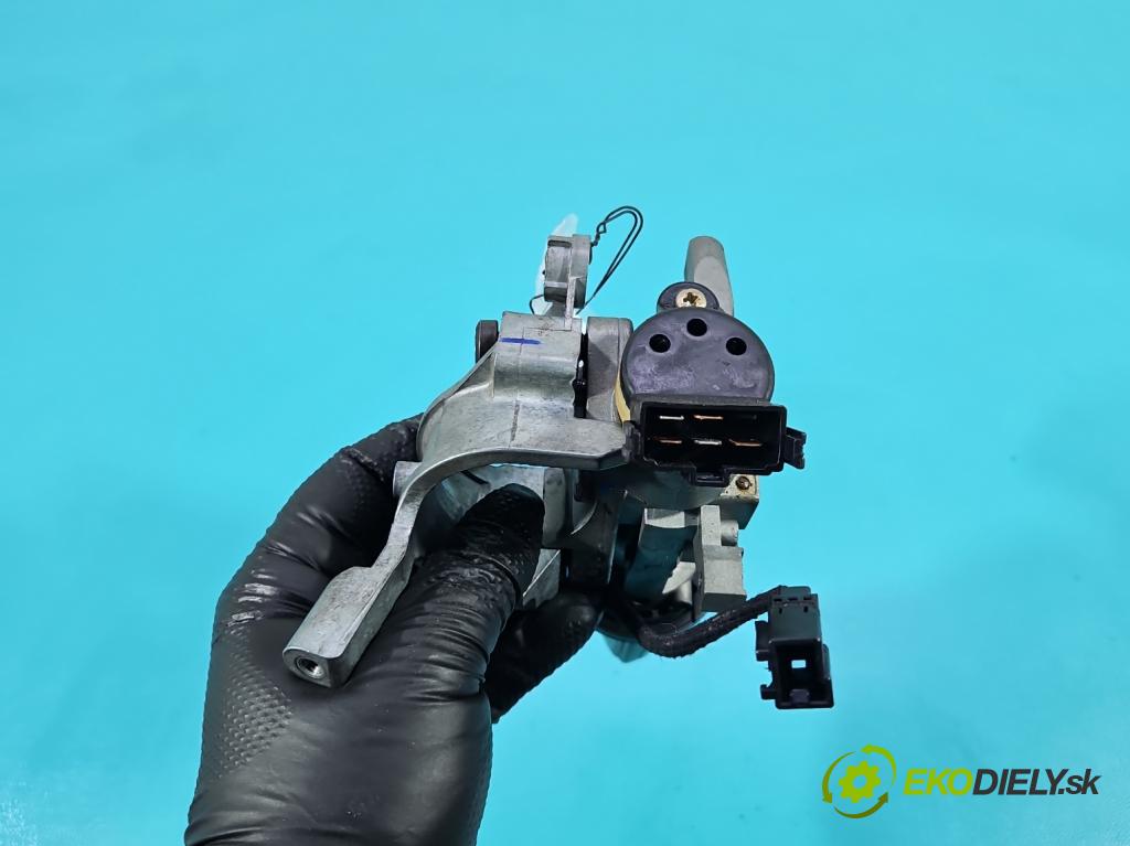 Volvo V40 I 1995-2004 1.9 DCI 102 HP manual 75 kW 1870 cm3 5- Spínačka (Spínacia skrinka)