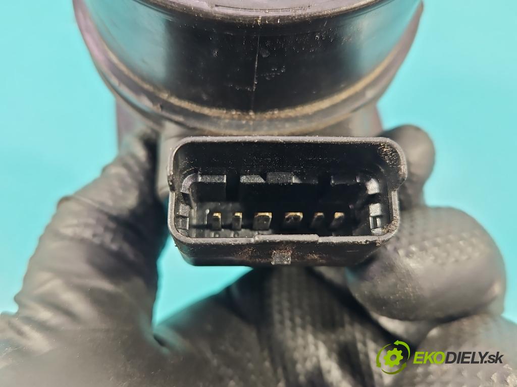 Volvo V40 I 1995-2004 1.9 DCI 102 HP manual 75 kW 1870 cm3 5- průtokoměr: 7700104426 (Váha vzduchu)