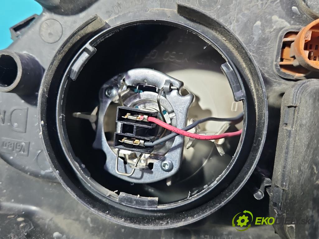 Renault Scenic I 1996-2003 1.6 16V 107 HP manual 79 kW 1598 cm3 5- světlo pravý 7700432097 (Pravé přední světlo)