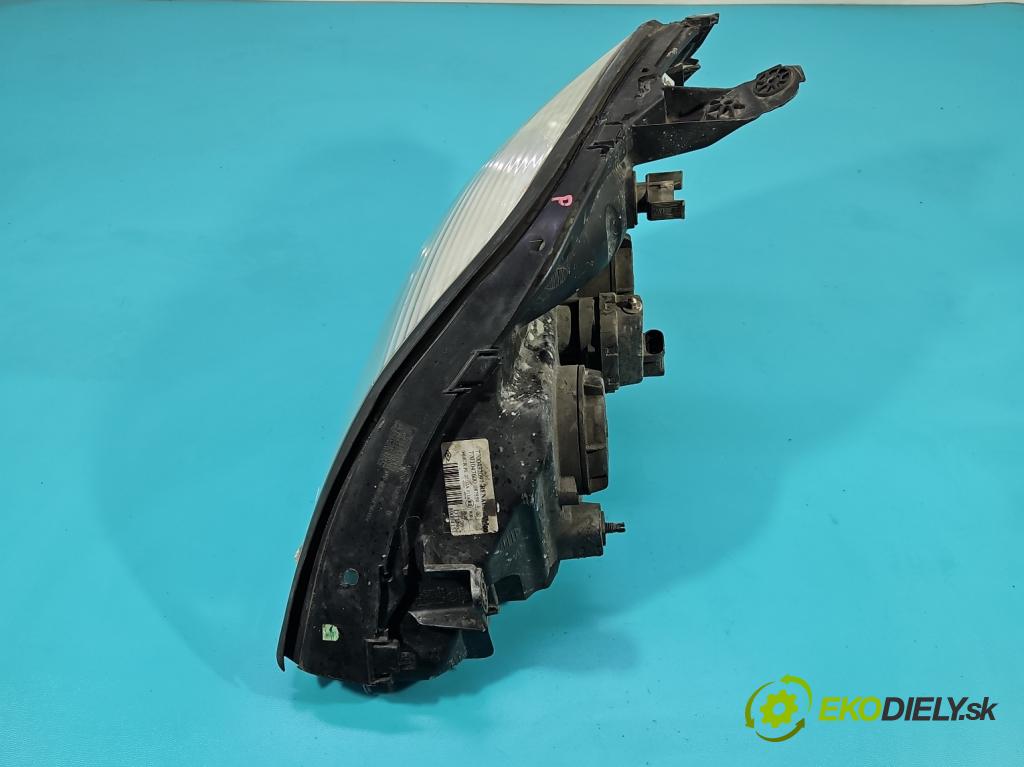 Renault Scenic I 1996-2003 1.6 16V 107 HP manual 79 kW 1598 cm3 5- světlo pravý 7700432097 (Pravé přední světlo)