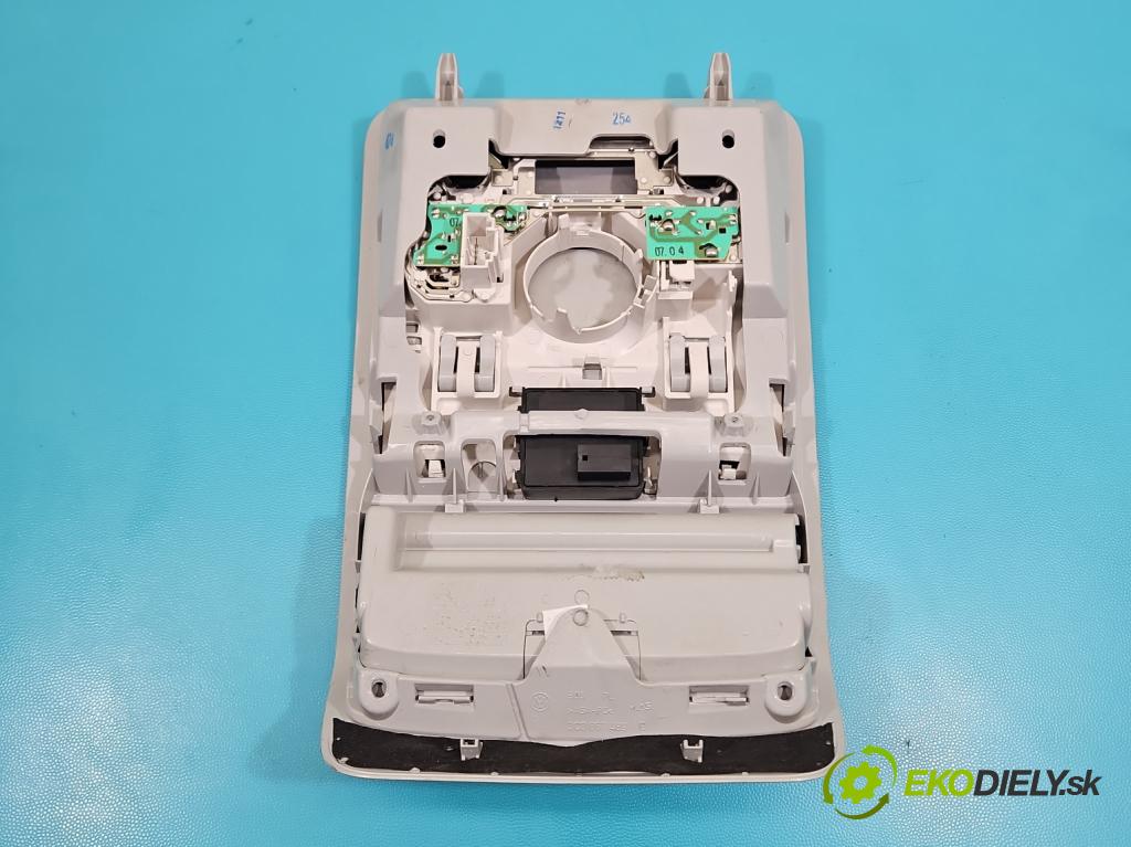 Vw Passat B7 2010-2014 2.0 tdi 170 HP automatic 125 kW 1968 cm3 5- svetlo / reflektor interiéra 3C0867489C