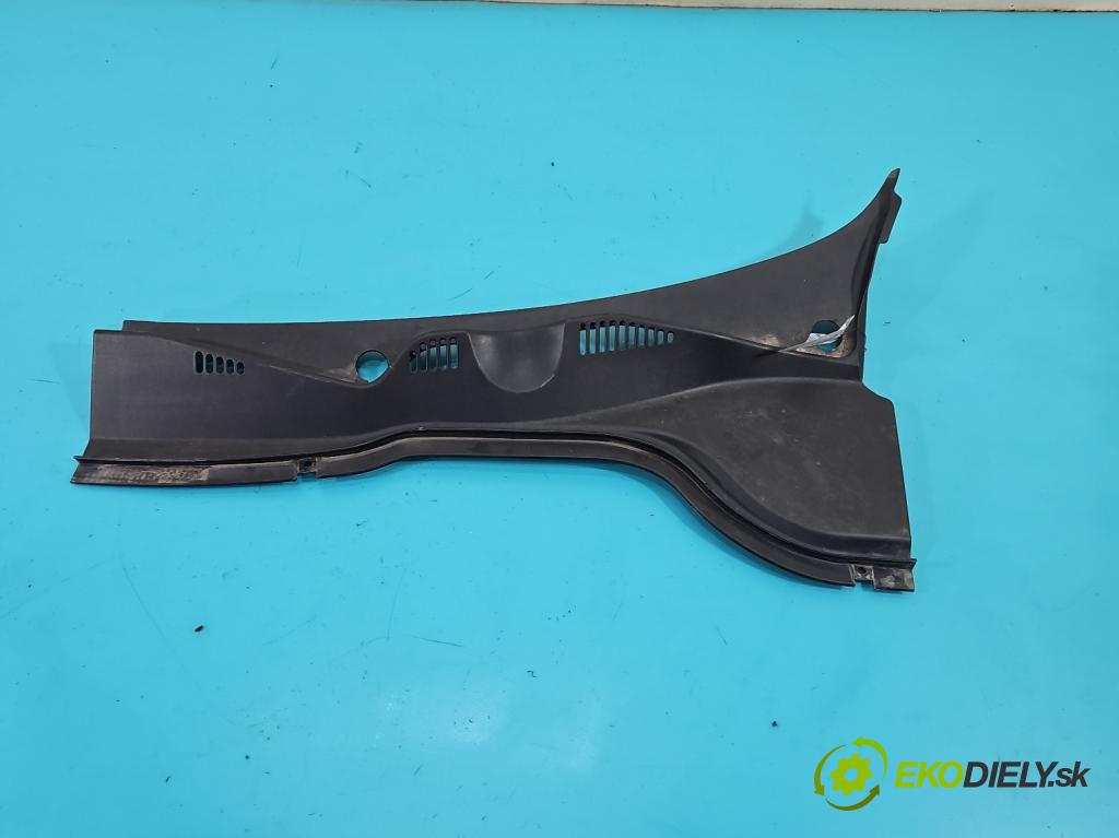 Vw Passat B7 2010-2014 2.0 tdi 170 hp automatic 125 kW 1968 cm3 5- torpédo 3C1819403B (Plast pod čelním sklem)