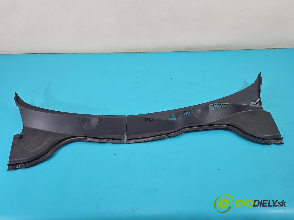 Vw Passat B7 2010-2014 2.0 tdi 170 hp automatic 125 kW 1968 cm3 5- torpédo 3C1819403B (Plast pod čelním sklem)