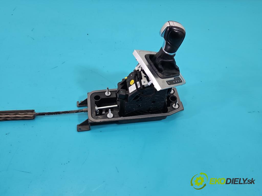 Vw Passat B7 2010-2014 2.0 tdi 170 HP automatic 125 kW 1968 cm3 5- Páka: Změny: stupeň,rýchlosť 3AB713203E (Rýchlostná páka (kulisa))