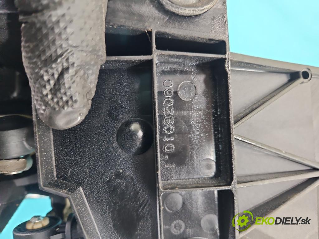 Opel Astra III 2004-2014 1.3 cdti 90 HP manual 66 kW 1248 cm3 5- Páka: Změny: stupeň,rýchlosť  (Rýchlostná páka (kulisa))