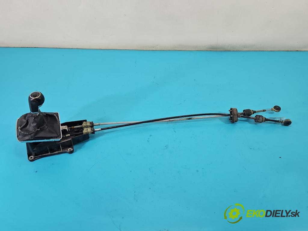 Opel Astra III 2004-2014 1.3 cdti 90 HP manual 66 kW 1248 cm3 5- Páka: Změny: stupeň,rýchlosť  (Rýchlostná páka (kulisa))