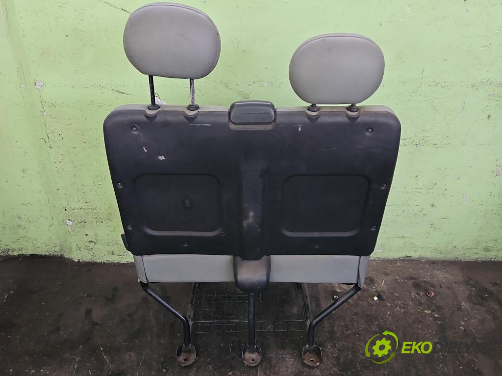 Renault Master II 1998-2010 2.5 DCI 114 HP manual 84 kW 2463 cm3 5- Sedačka pravý  (Sedadlo)