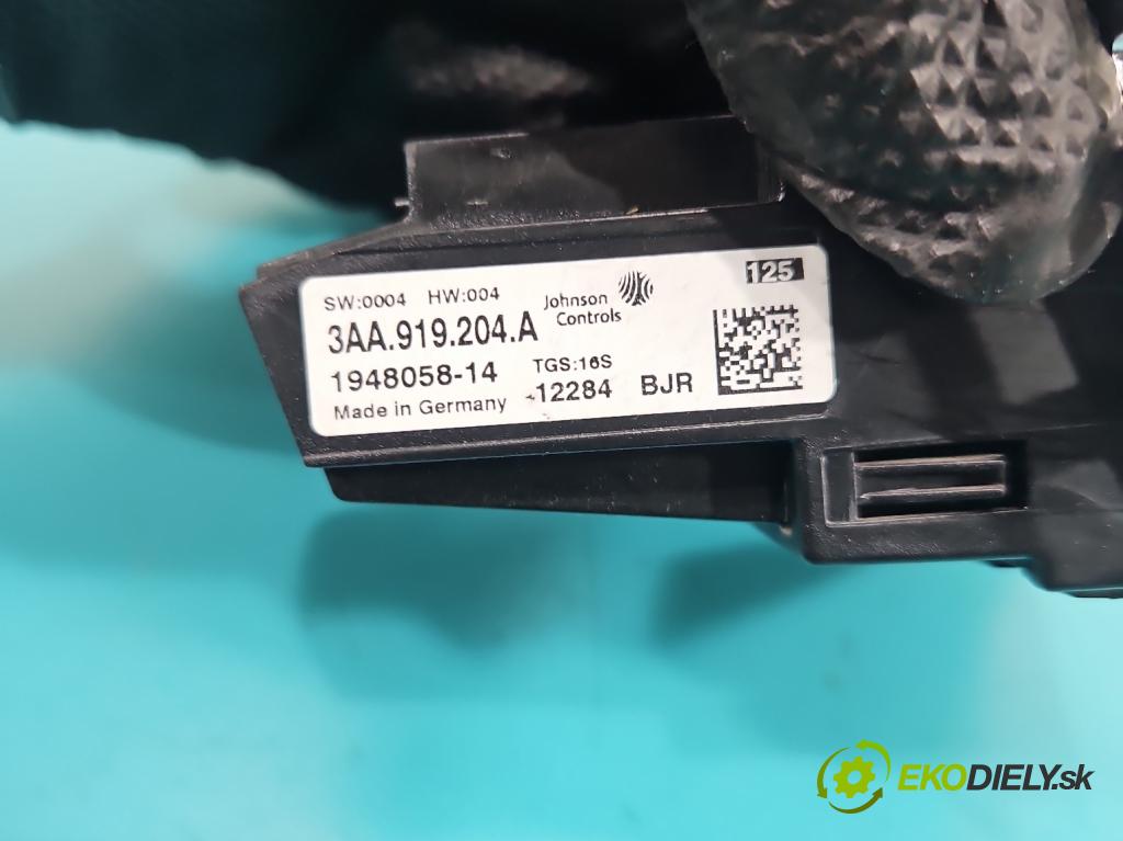 Vw Passat B7 2010-2014 2.0 tdi 170 hp automatic 125 kW 1968 cm3 5- lišta ozdobná interiéry: 32157-0200