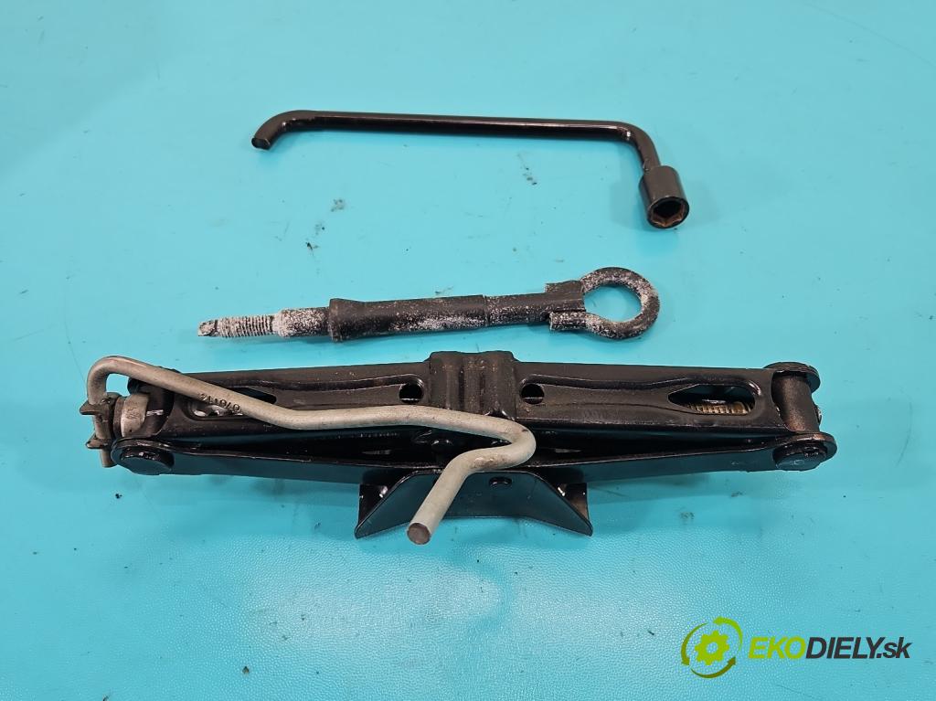 Citroen C3 Picasso 2008-2017 1.6 16v 120 HP manual 88 kW 1598 cm3 5- mechanizmus okna automobilovy