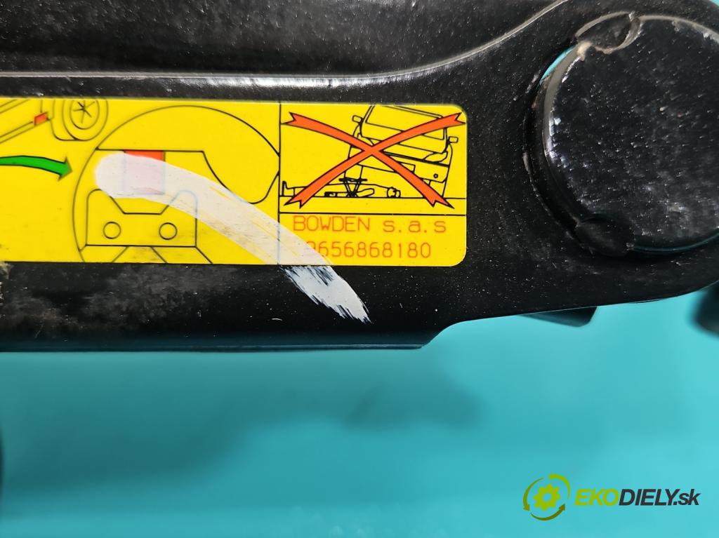 Citroen C3 Picasso 2008-2017 1.6 16v 120 HP manual 88 kW 1598 cm3 5- mechanizmus okna automobilovy