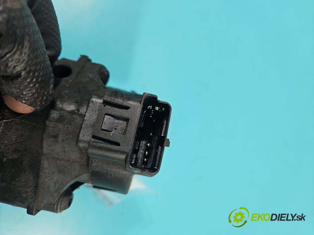 Citroen C5 I 2001-2008 1.6 hdi 109 HP manual 80 kW 1560 cm3 5- klapka 9655971780 (Škrtiaca klapka)