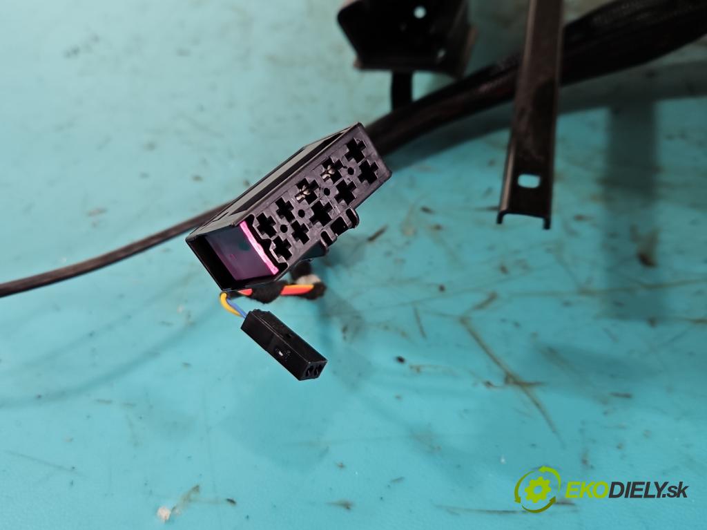 Vw Passat B7 2010-2014 2.0 tdi 170 HP automatic 125 kW 1968 cm3 5- Sedačka ľavý  (Sedadlo)