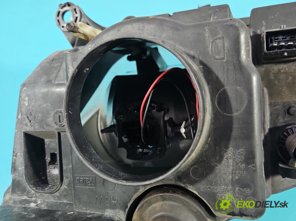 Citroen C5 I 2001-2008 1.6 hdi 109 HP manual 80 kW 1560 cm3 5- Reflektor: pravý  (Svetlo predné pravé)