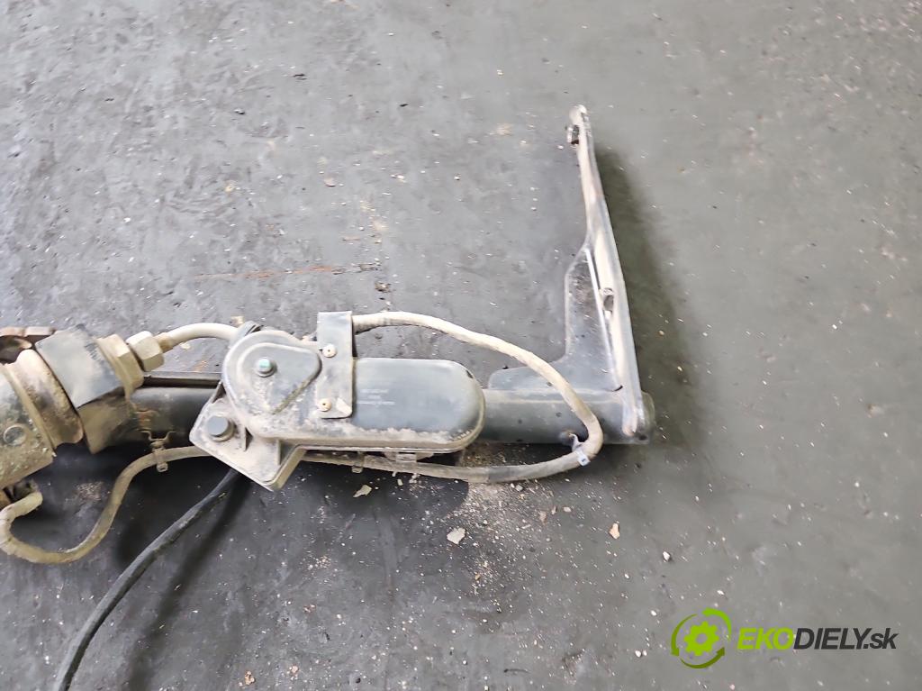 Vw Passat B7 2010-2014 2.0 tdi 170 hp automatic 125 kW 1968 cm3 5- oko tažné 3AA803880G (Tažné zařízení)