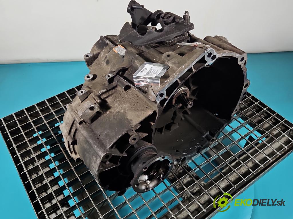 Vw Passat CC 2008-2016 2.0 TDI 140 hp manual 103 kW 1999 cm3 4- převodovka stupňová manual KNS