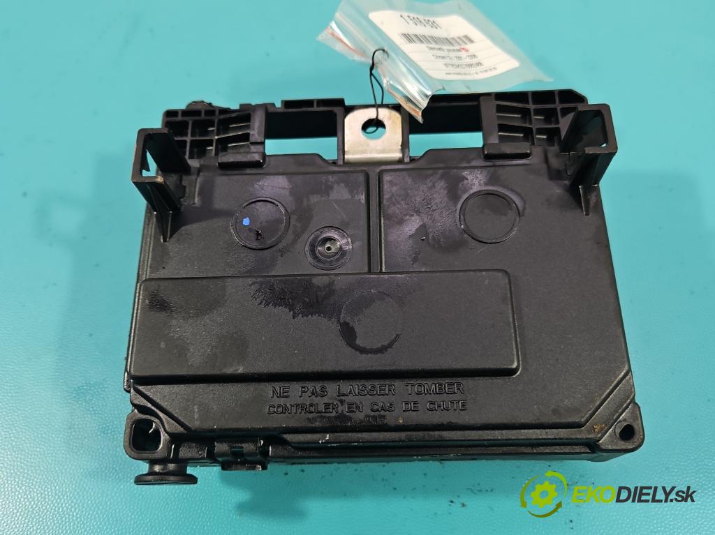 Citroen C5 I 2001-2008 1.6 hdi 109 HP manual 80 kW 1560 cm3 5- riadiaca jednotka ostatné 9657718780