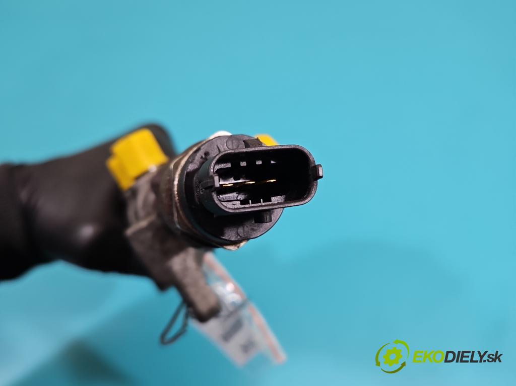 Hyundai Ix35 2.0 crdi 4wd 136 HP manual 100 kW 1995 cm3 5- lišta vstrekovacia 0445214211 (Vstrekovacia lišta)