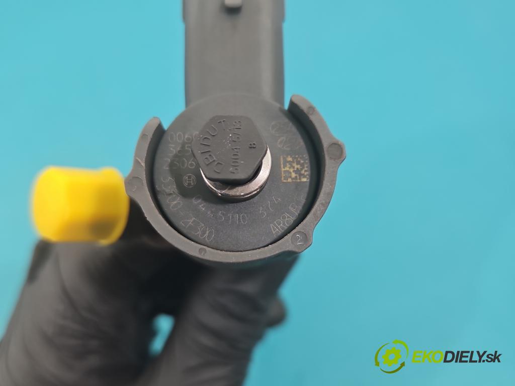 Hyundai Ix35 2.0 crdi 4wd 136 HP manual 100 kW 1995 cm3 5- vstrek 0445110374 (Vstrekovač paliva)