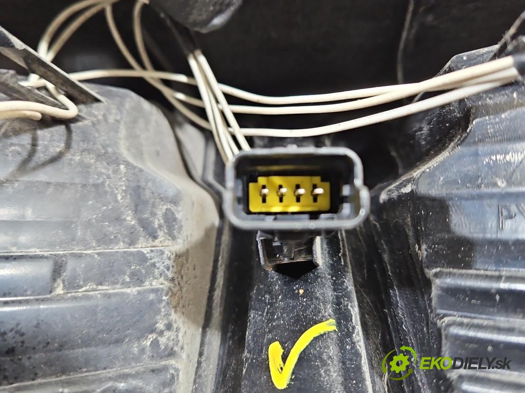 Citroen C3 Picasso 2008-2017 1.6 16v 120 hp manual 88 kW 1598 cm3 5- světlo zadní levé 9681727280 (Klika dveří ostatní)