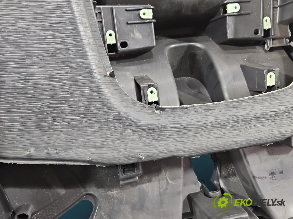 Citroen C3 Picasso 2008-2017 1.6 16v 120 hp manual 88 kW 1598 cm3 5- kokpit,přistrojova deska