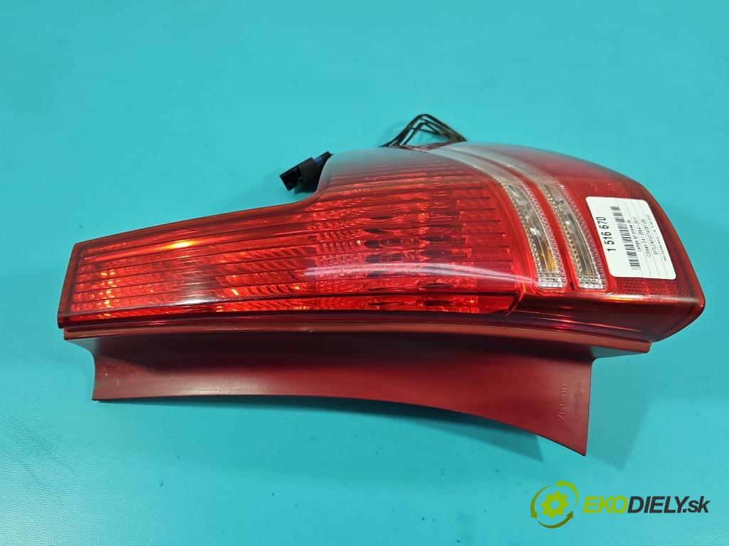 Citroen C4 I 2004-2011 1.6 16v 109 hp manual 80 kW 1587 cm3 5- světlo zadní pravé 9655863980 (Klika dveří ostatní)