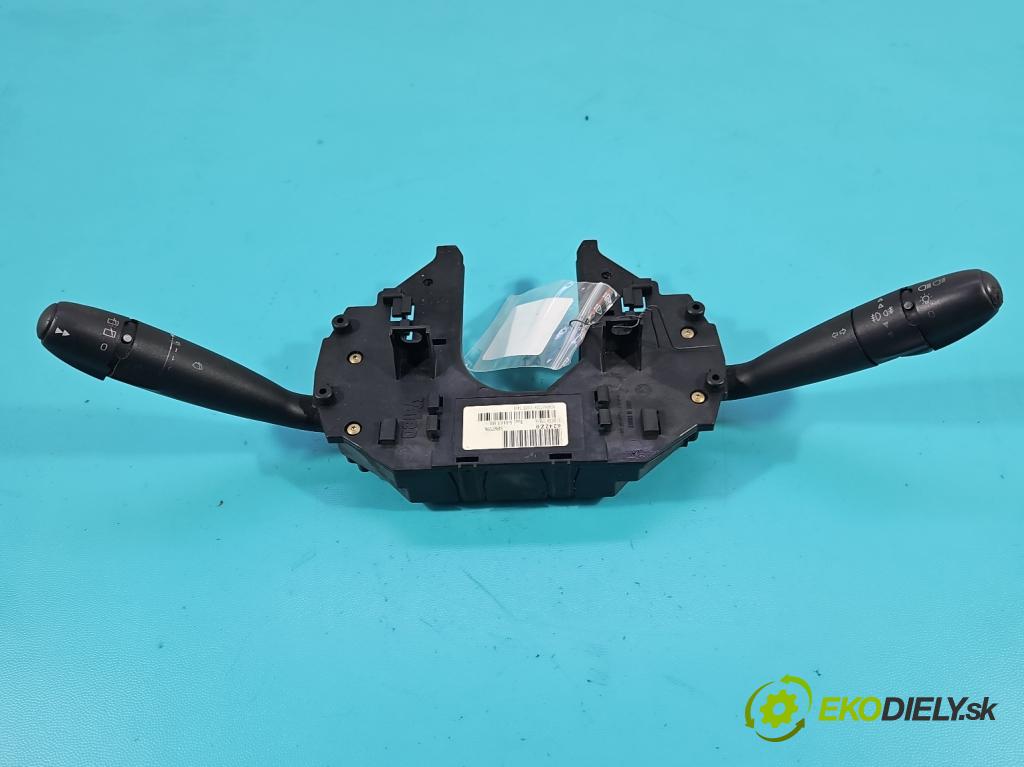 Citroen C4 I 2004-2011 1.6 16v 109 HP manual 80 kW 1587 cm3 5- prepínač komplex: 345657336 (Prepínacie páčky pod volantom)