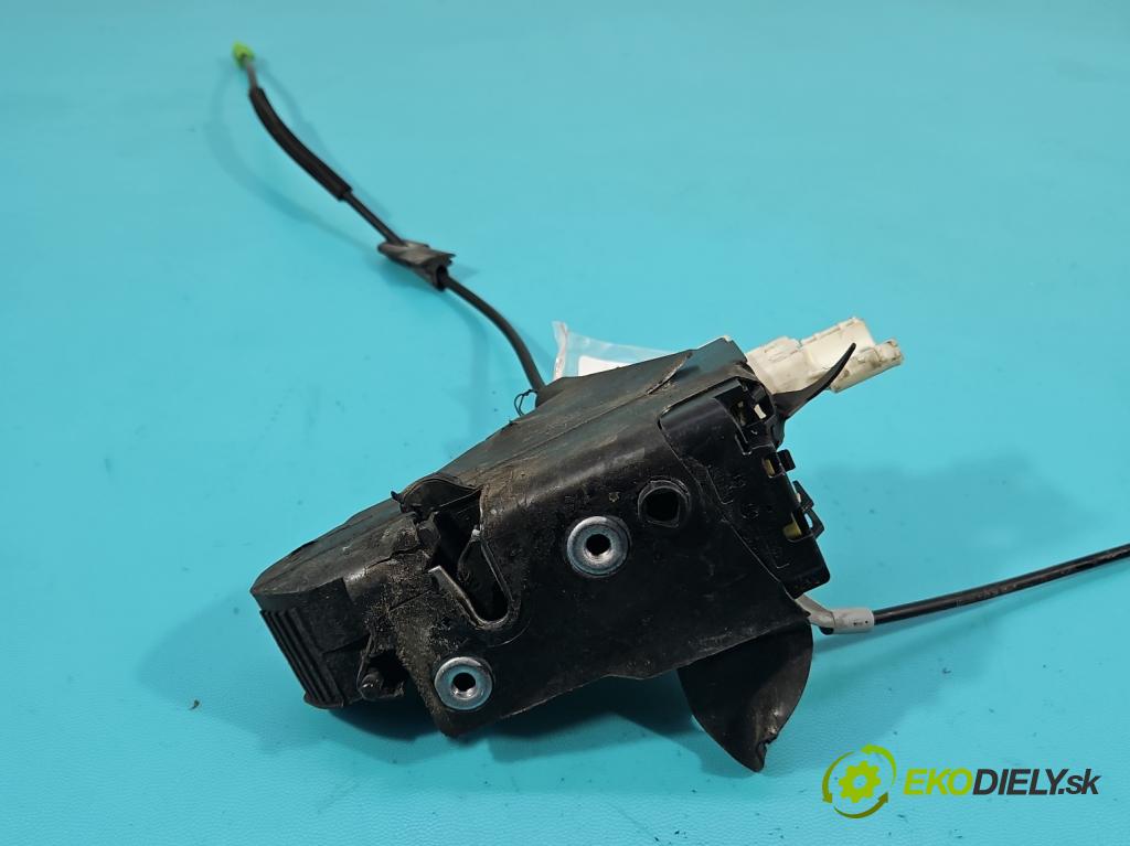 Citroen C4 I 2004-2011 1.6 16v 109 HP manual 80 kW 1587 cm3 5- zámok predné ľavý 45277095