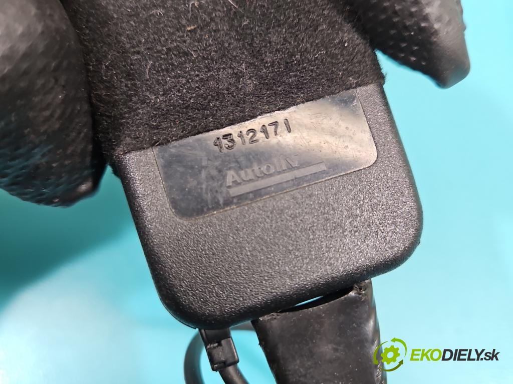 Citroen C3 Picasso 2008-2017 1.6 16v 120 HP manual 88 kW 1598 cm3 5- pas bezpečnosť: predné pravý