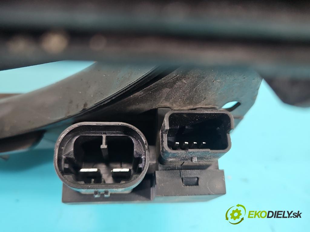 Citroen C3 Picasso 2008-2017 1.6 16v 120 HP manual 88 kW 1598 cm3 5- Ventilátor chladiča 9682895680