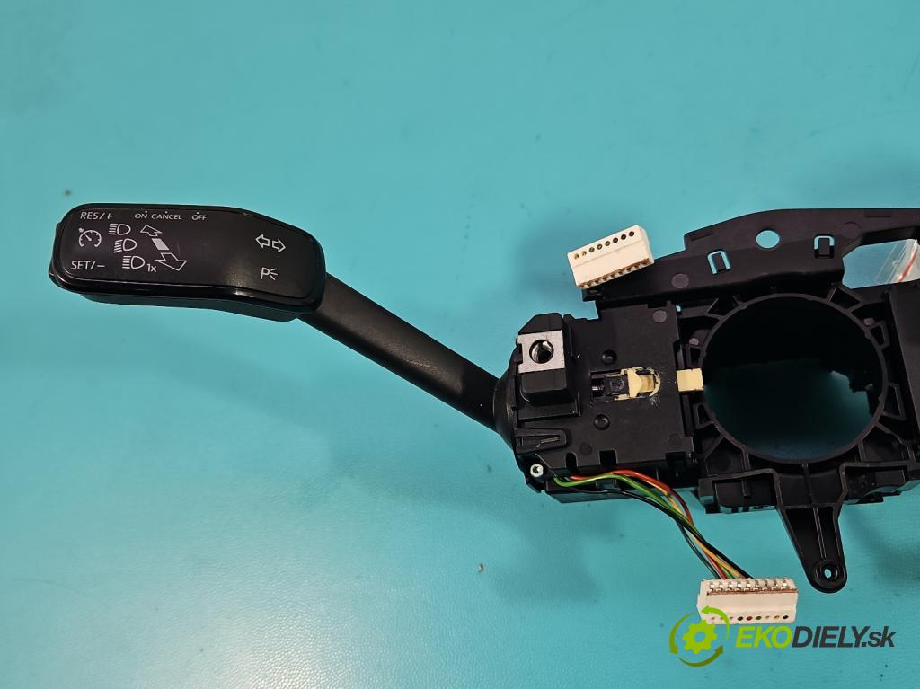 Seat Leon III 2012-2020 2.0 tdi 150 HP automatic 110 kW 1968 cm3 5- prepínač komplex: 5Q0953507GP (Prepínacie páčky pod volantom)