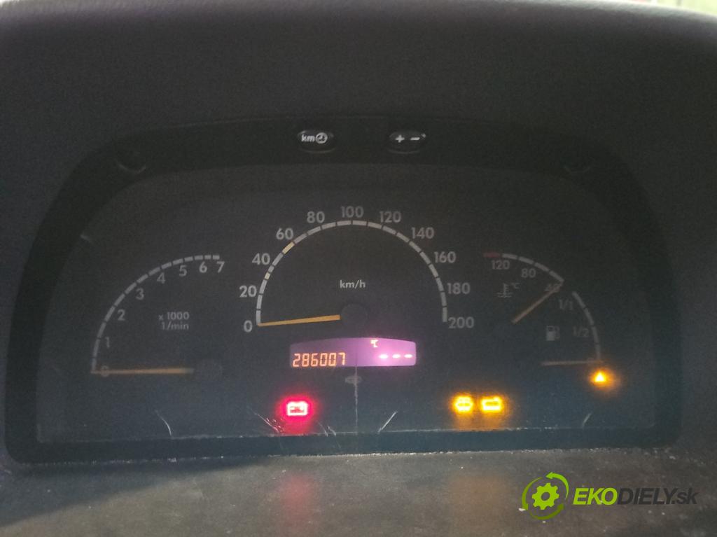 Mercedes Vito W638 1996-2003 2.0b 129 HP manual 95 kW 1998 cm3 3- prístrojovka/ budíky A0014464221 (Prístrojová doska)