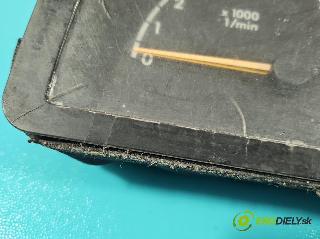 Mercedes Vito W638 1996-2003 2.0b 129 HP manual 95 kW 1998 cm3 3- prístrojovka/ budíky A0014464221 (Prístrojová doska)