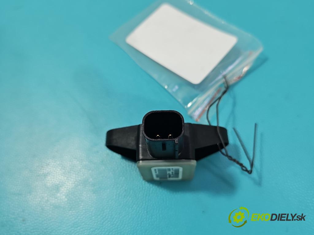 Fiat Tipo II 2015- 1.6 jtd (55260384) 120 HP manual 88 kW 1598 cm3 5- snímač šokovat: 00520270320 (Snímač nárazu)