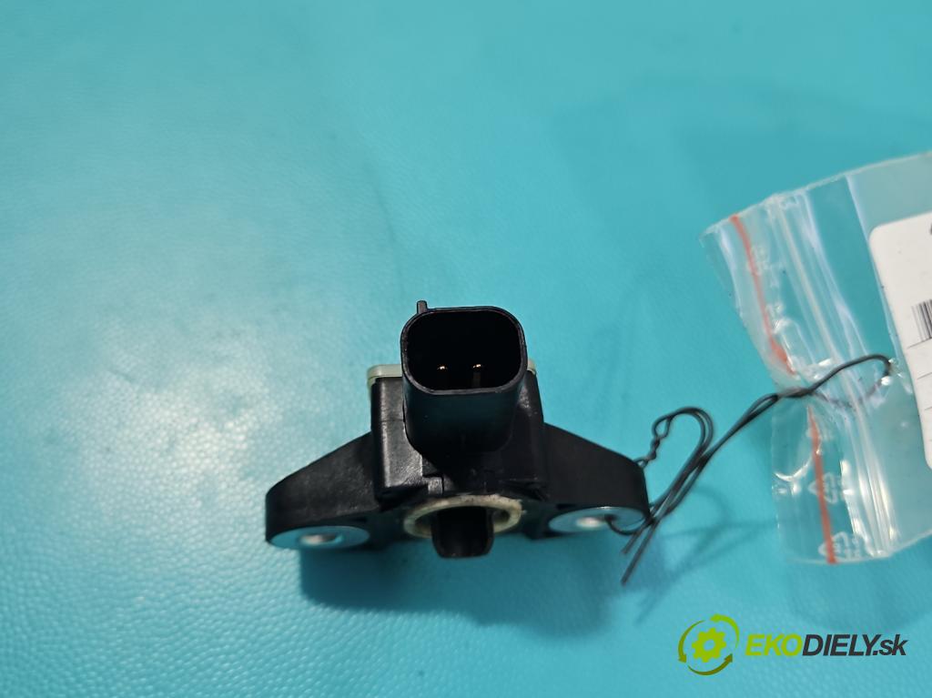 Fiat Tipo II 2015- 1.6 jtd (55260384) 120 HP manual 88 kW 1598 cm3 5- snímač šokovat: 00520270320 (Snímač nárazu)