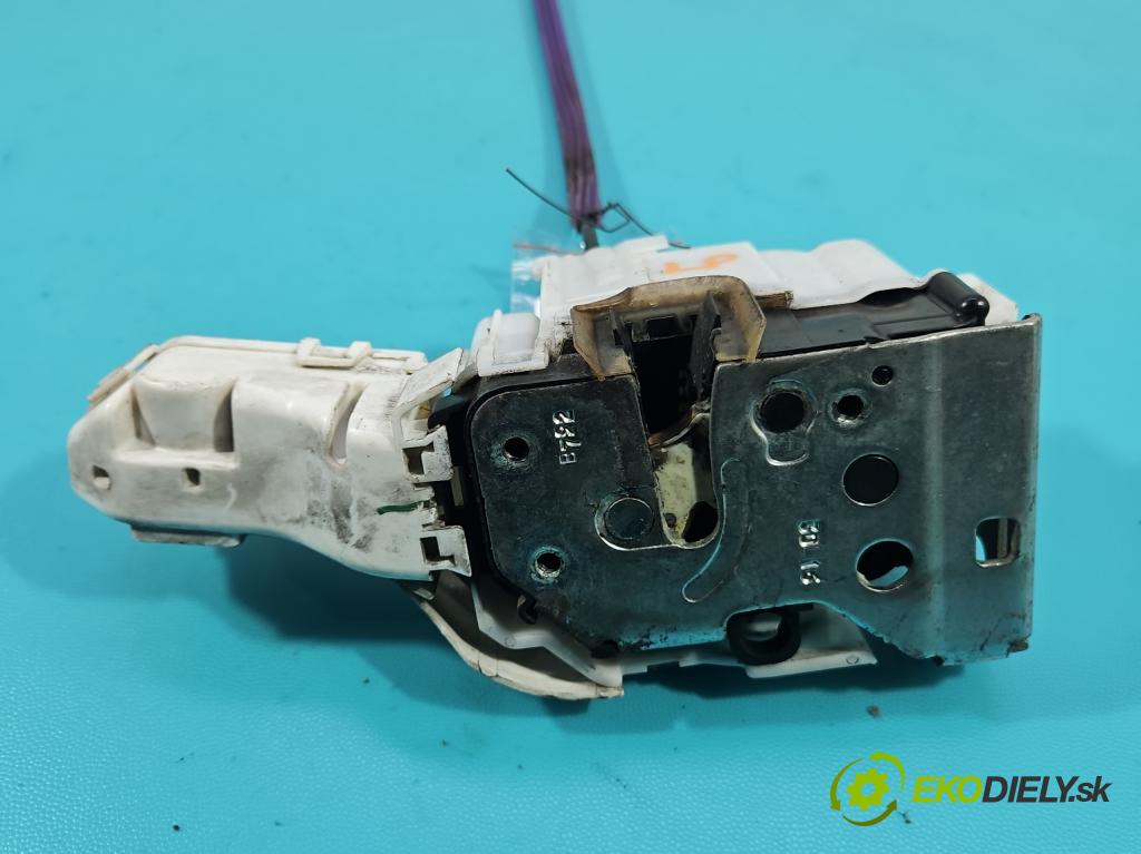 Fiat Tipo II 2015- 1.6 jtd 55260384 120 HP manual 88 kW 1598 cm3 5- zámok predné ľavý 519836030