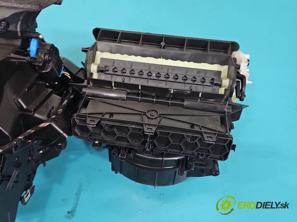 Seat Leon III 2012-2020 2.0 tdi 150 hp automatic 110 kW 1968 cm3 5- radiátor 5Q1820005AM (Radiátor topení)