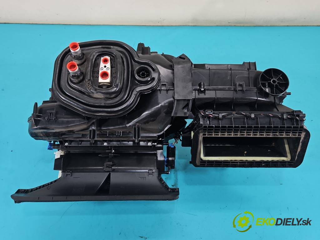 Seat Leon III 2012-2020 2.0 tdi 150 hp automatic 110 kW 1968 cm3 5- radiátor 5Q1820005AM (Radiátor topení)