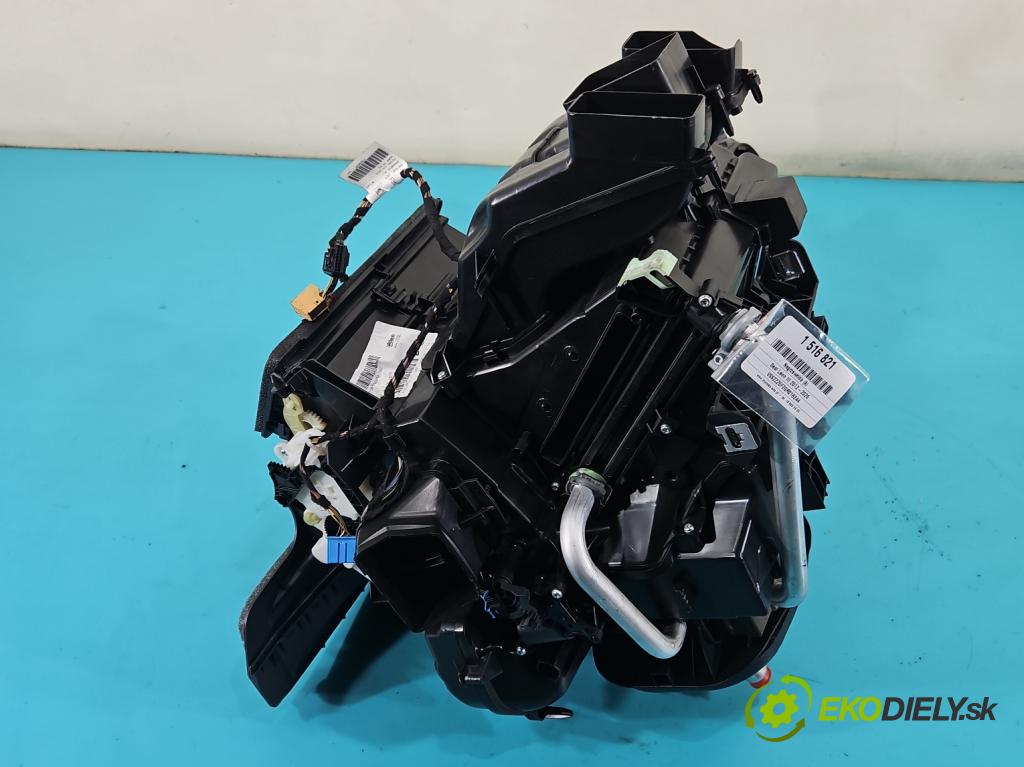 Seat Leon III 2012-2020 2.0 tdi 150 hp automatic 110 kW 1968 cm3 5- radiátor 5Q1820005AM (Radiátor topení)