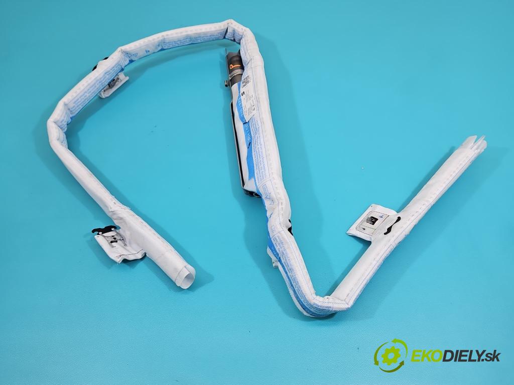 Seat Leon III 2012-2020 2.0 tdi 150 hp automatic 110 kW 1968 cm3 5- Záclona: pravé 5F4880742