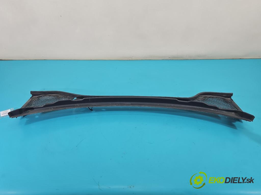 Seat Leon III 2012-2020 2.0 tdi 150 HP automatic 110 kW 1968 cm3 5- torpédo 5F2819403E (Torpédo (plast pod čelným sklom))