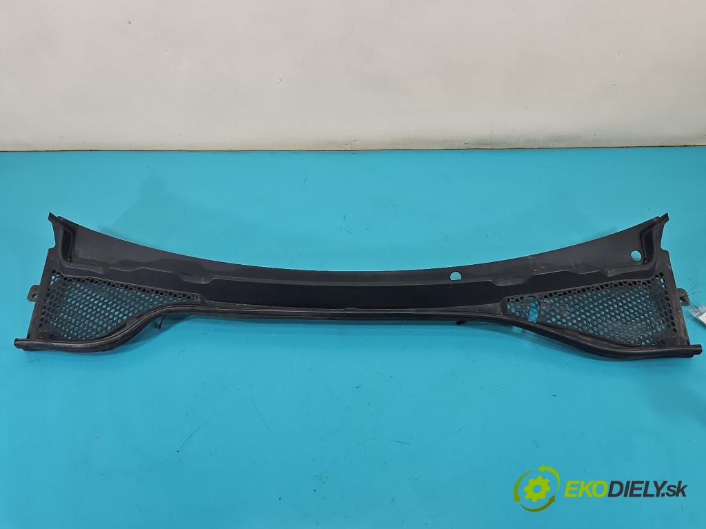 Seat Leon III 2012-2020 2.0 tdi 150 HP automatic 110 kW 1968 cm3 5- torpédo 5F2819403E (Torpédo (plast pod čelným sklom))