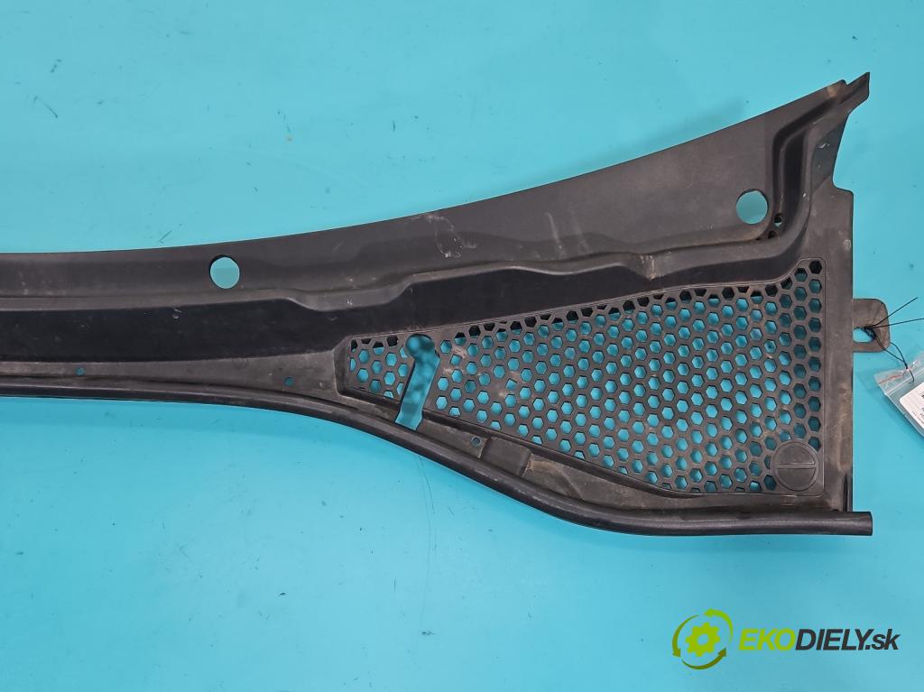 Seat Leon III 2012-2020 2.0 tdi 150 HP automatic 110 kW 1968 cm3 5- torpédo 5F2819403E (Torpédo (plast pod čelným sklom))